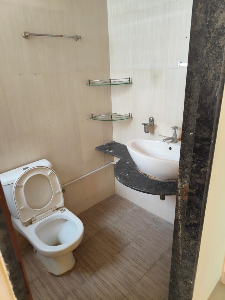 Bathroom, ajmera-yogi-dham-phase-iii 2 Bedroom 960 Sq.Ft. Apartment In Kalyan West Thane 5517271