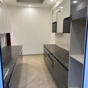 Kitchen in 3 BHK Builder Floor at Sector 57 – for Rent