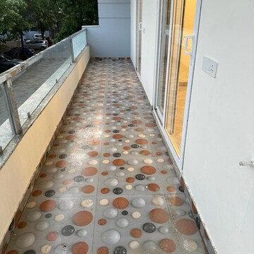 Balcony in 3 BHK Builder Floor at Sector 57 – for Rent