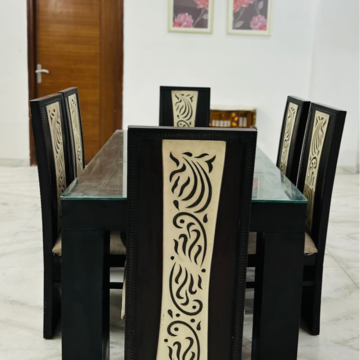 Living Room in 3 BHK Builder Floor at Sector 15 – for Rent