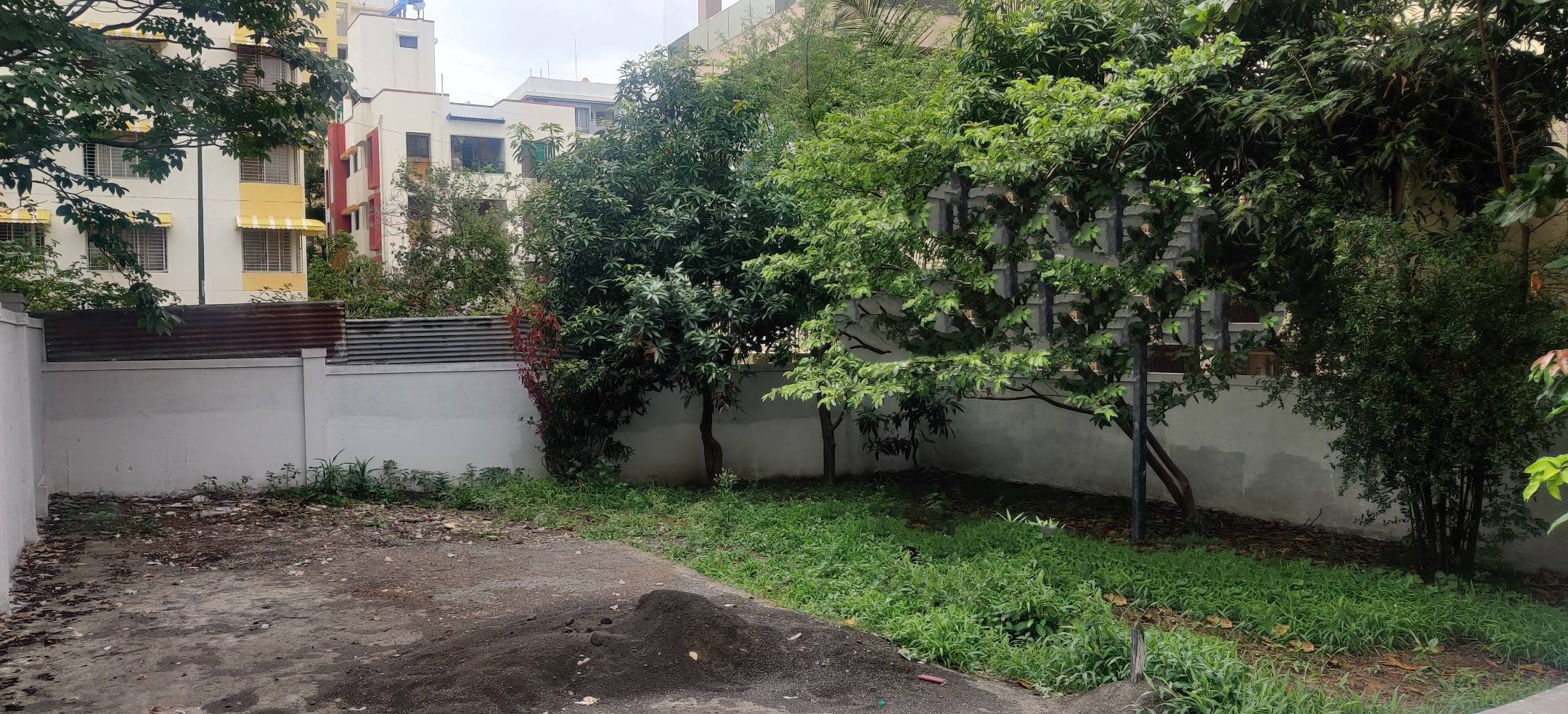 Resale 4 Bedroom 2800 Sq.Ft. Independent House in Shreyas Colonnade