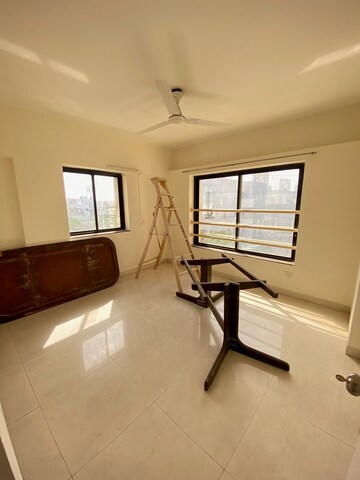 Study Room in 3 BHK Apartment at Wanowrie – for Rent