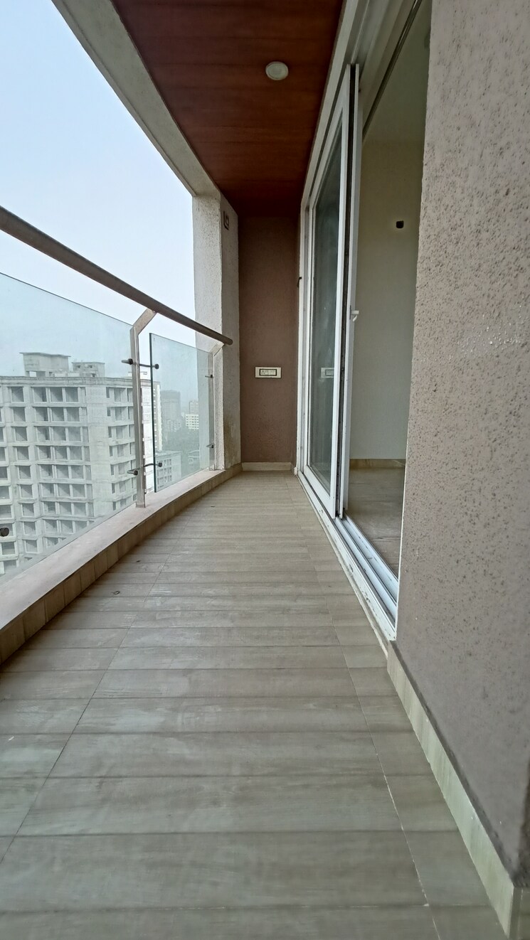 Balcony, sabari-ashville 3 Bedroom 2200 Sq.Ft. Apartment In Chembur Mumbai 5524594