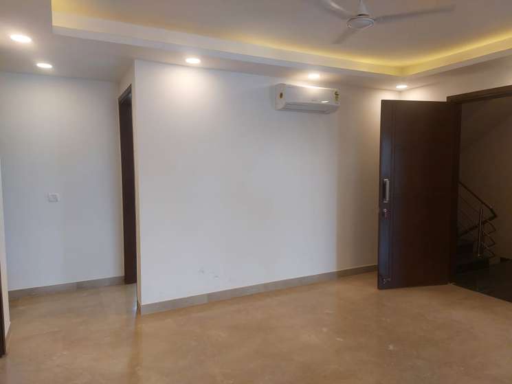3 Bedroom 250 Sq.Yd. Builder Floor in Dlf Phase ii Gurgaon