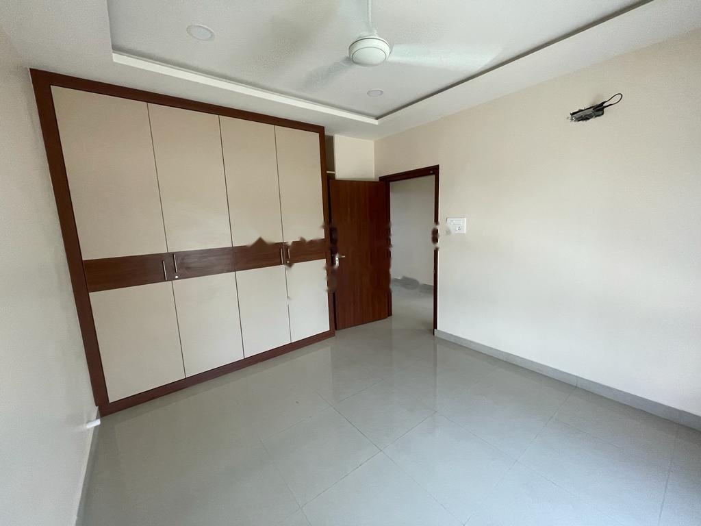 Rental 3 Bedroom 1745 Sq.Ft. Apartment in Financial District Hyderabad