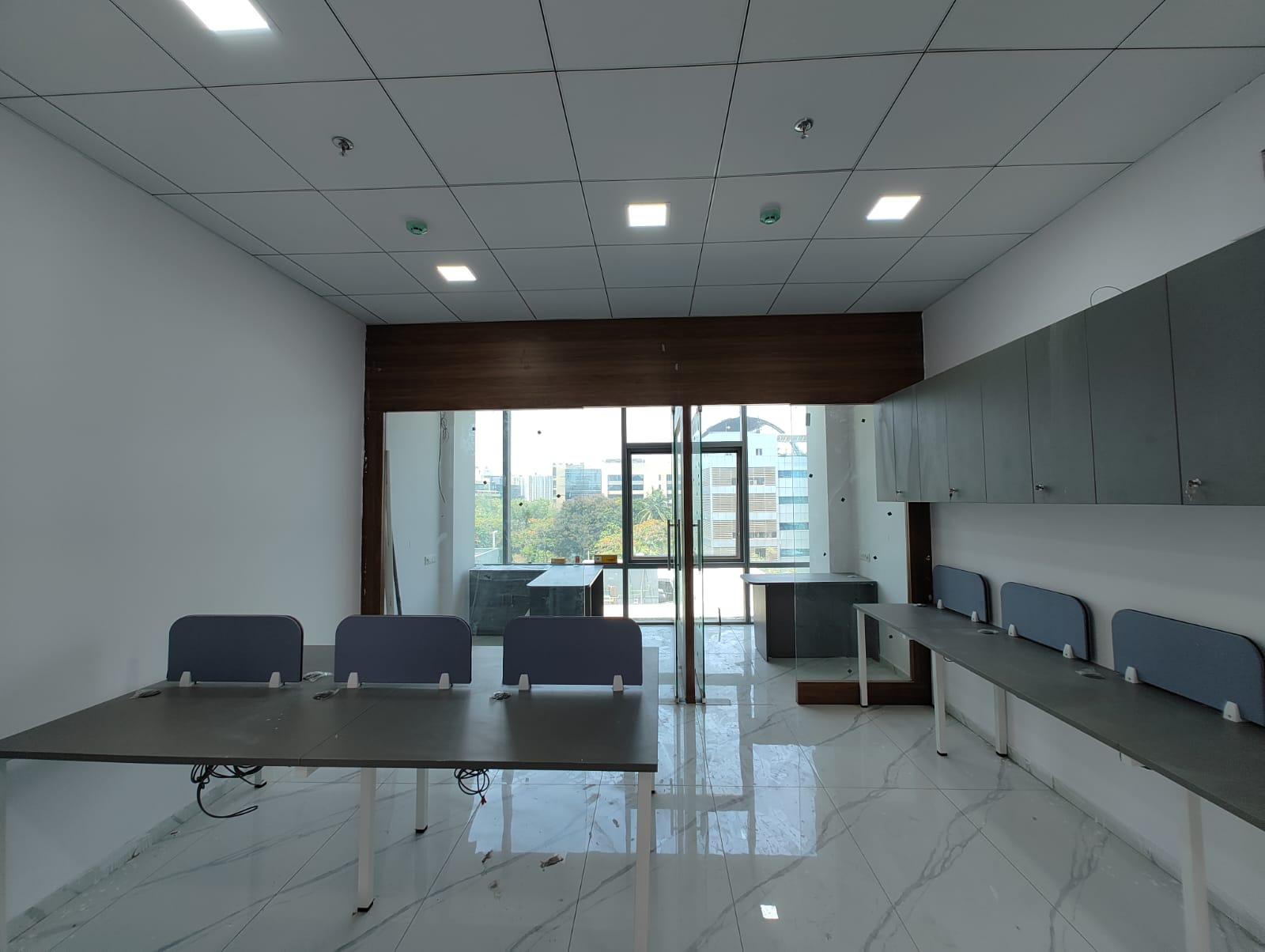 Rental Commercial Office Space 550 Sq.Ft. in Squarefeet Centura Square