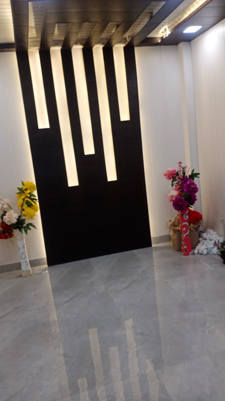 Resale 48 Sq.Mt. Plot in Rohini Sector 8 Delhi 5532280