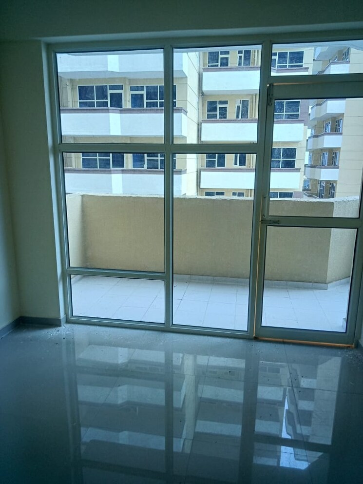 Balcony, pyramid-urban-homes-3 2 Bedroom 750 Sq.Ft. Apartment In Sector 67a Gurgaon 5532417