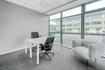  Office Space For Rent in Salt Lake Sector V