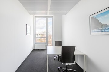 Team Area in  Office Space at Salt Lake Sector V – for Rent