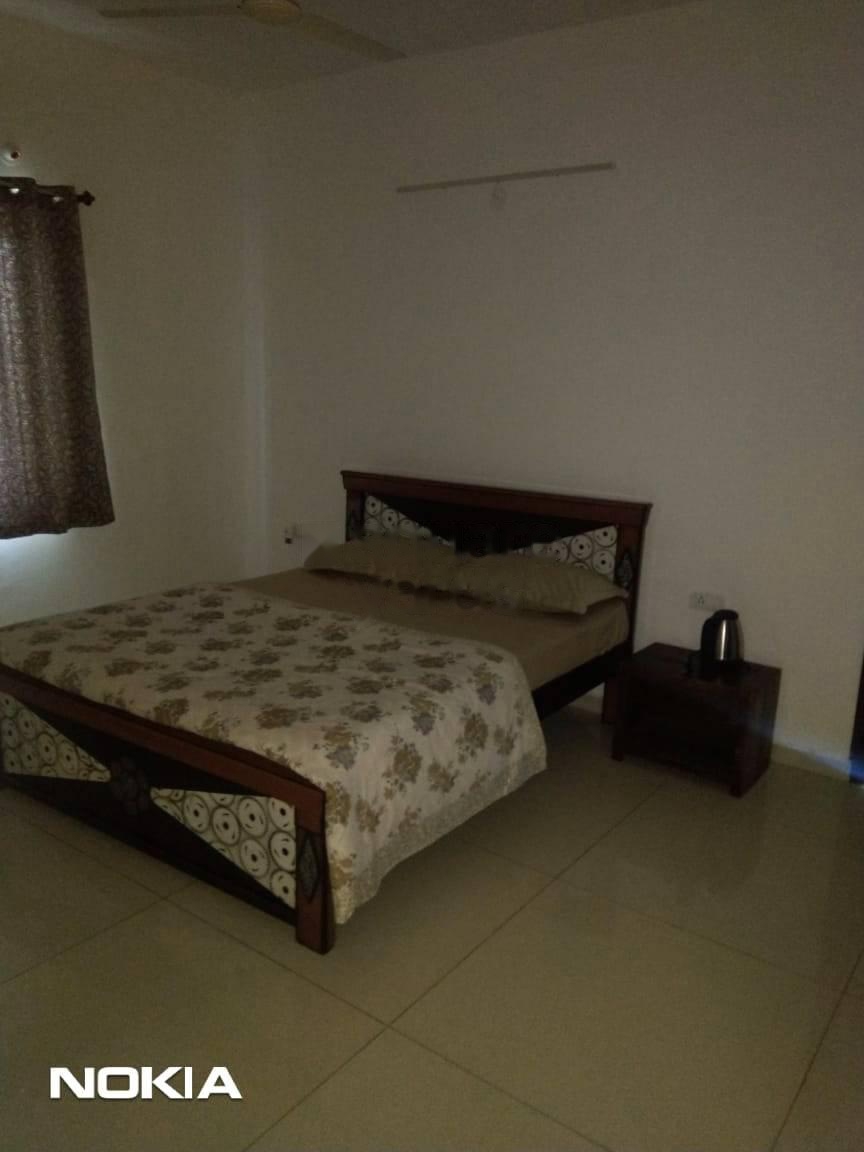 Rental 3 Bedroom 1890 Sq.Ft. Apartment in Vishnu Vistara, Hi Tech City