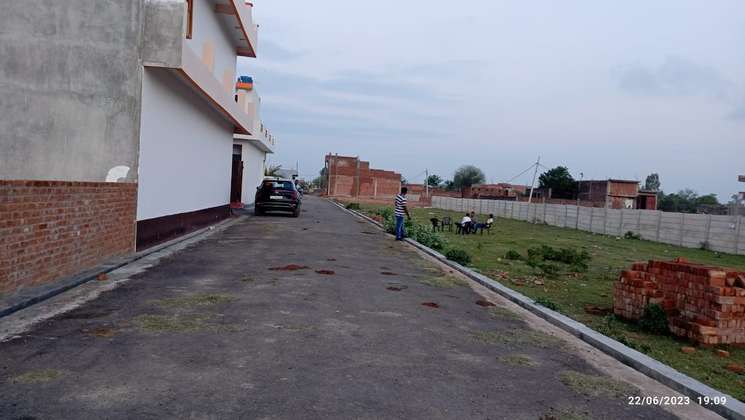 1108 Sq.Ft. Plot in Sitapur Road Lucknow