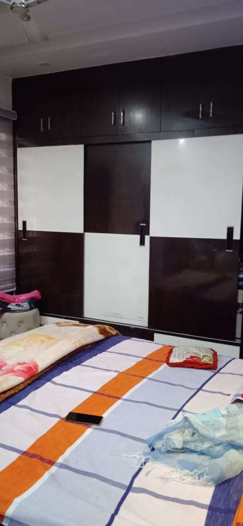 3 Bedroom 150 Sq.Yd. Builder Floor in Mansarover Garden Delhi