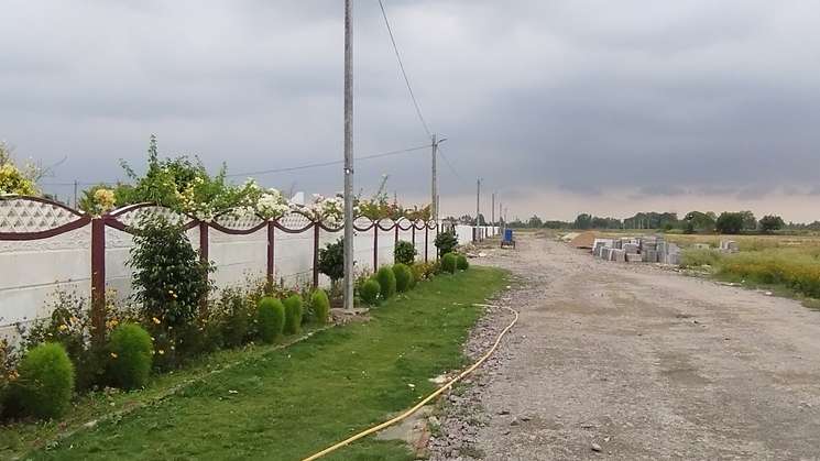 3025 Sq.Ft. Plot in Sitapur Road Lucknow