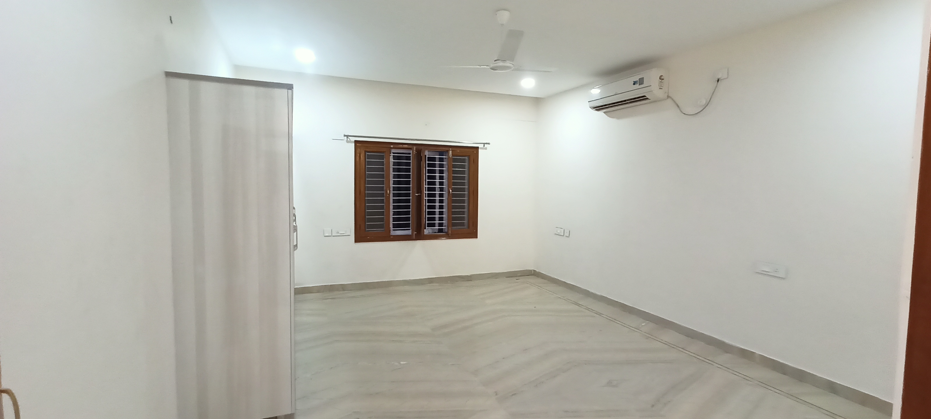 Rental 3 Bedroom 2500 Sq.Ft. Apartment in Jubilee Hills Hyderabad 5543736