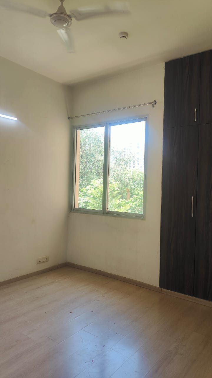 Rental 3 Bedroom 1871 Sq.Ft. Apartment in Ireo Uptown, Sector 66