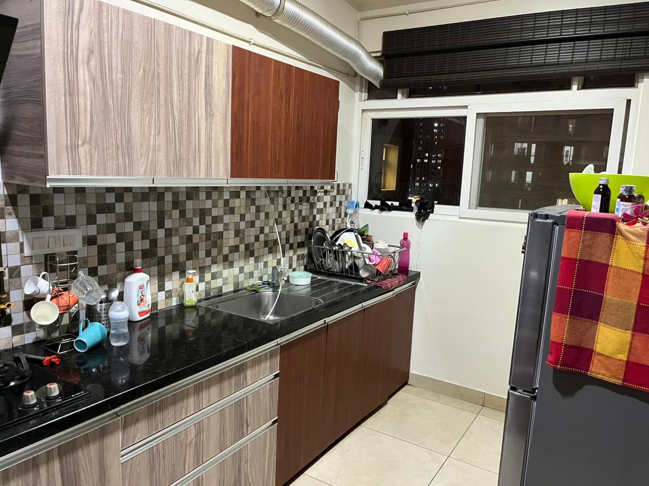 Rental 2.5 Bedroom 1600 Sq.Ft. Apartment in Prestige Lakeside Habitat