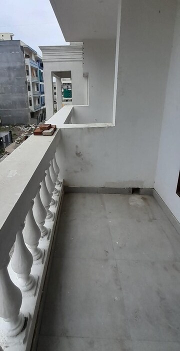 Balcony in 3 BHK Builder Floor at Fidato Honour Homes, Sector 89 – for Sale