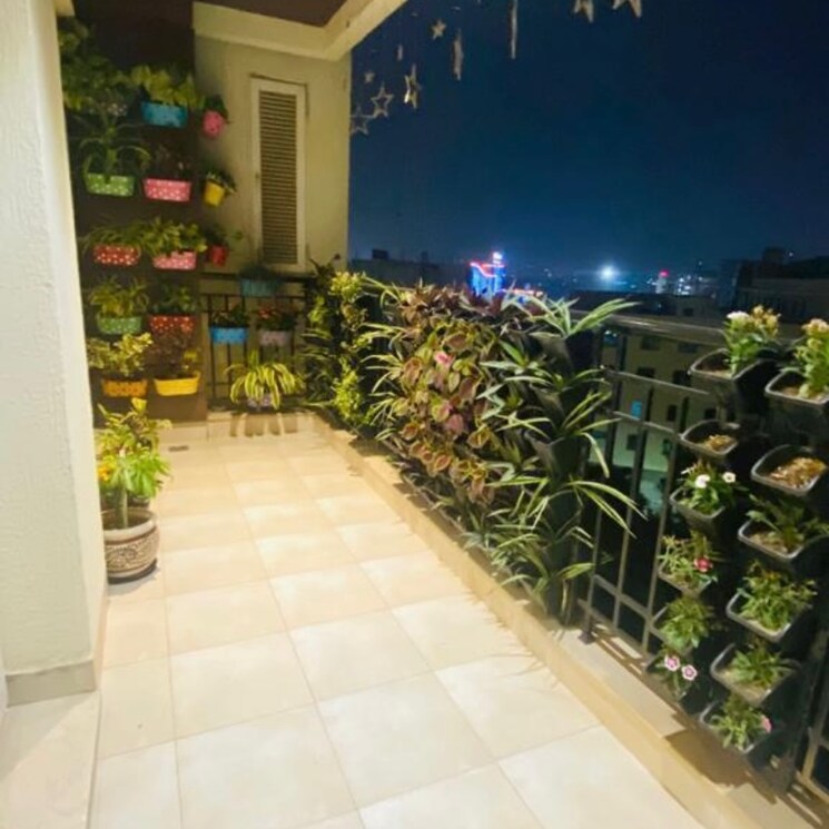 Balcony, central-park-resorts 3 Bedroom 2300 Sq.Ft. Apartment In Sector 48 Gurgaon 5551576