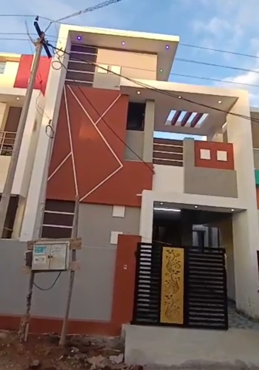 Resale 2 Bedroom 2000 Sq.Ft. Independent House in Kk Nagar Trichy 5570205