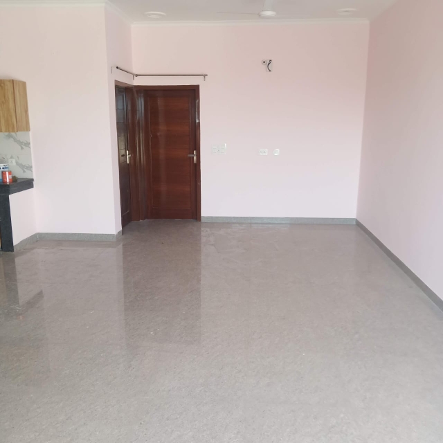 Rental 2 Bedroom 250 Sq.Ft. Independent House in Panchkula Urban Estate