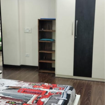 Bedroom in 4 BHK Builder Floor at South City 2 – for Rent