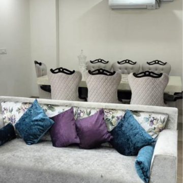 Living Room in 4 BHK Builder Floor at South City 2 – for Rent