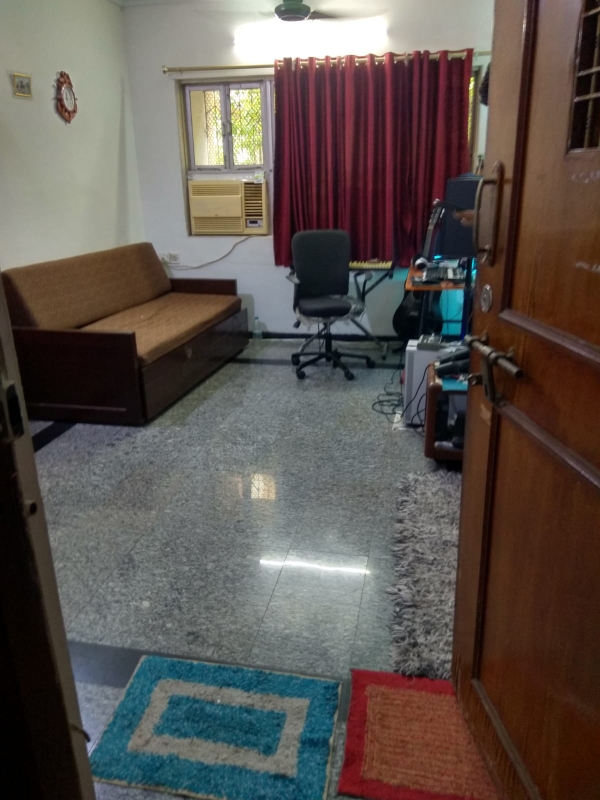 Rental Studio 250 Sq.Ft. Apartment in Gokuldham Complex, Goregaon East