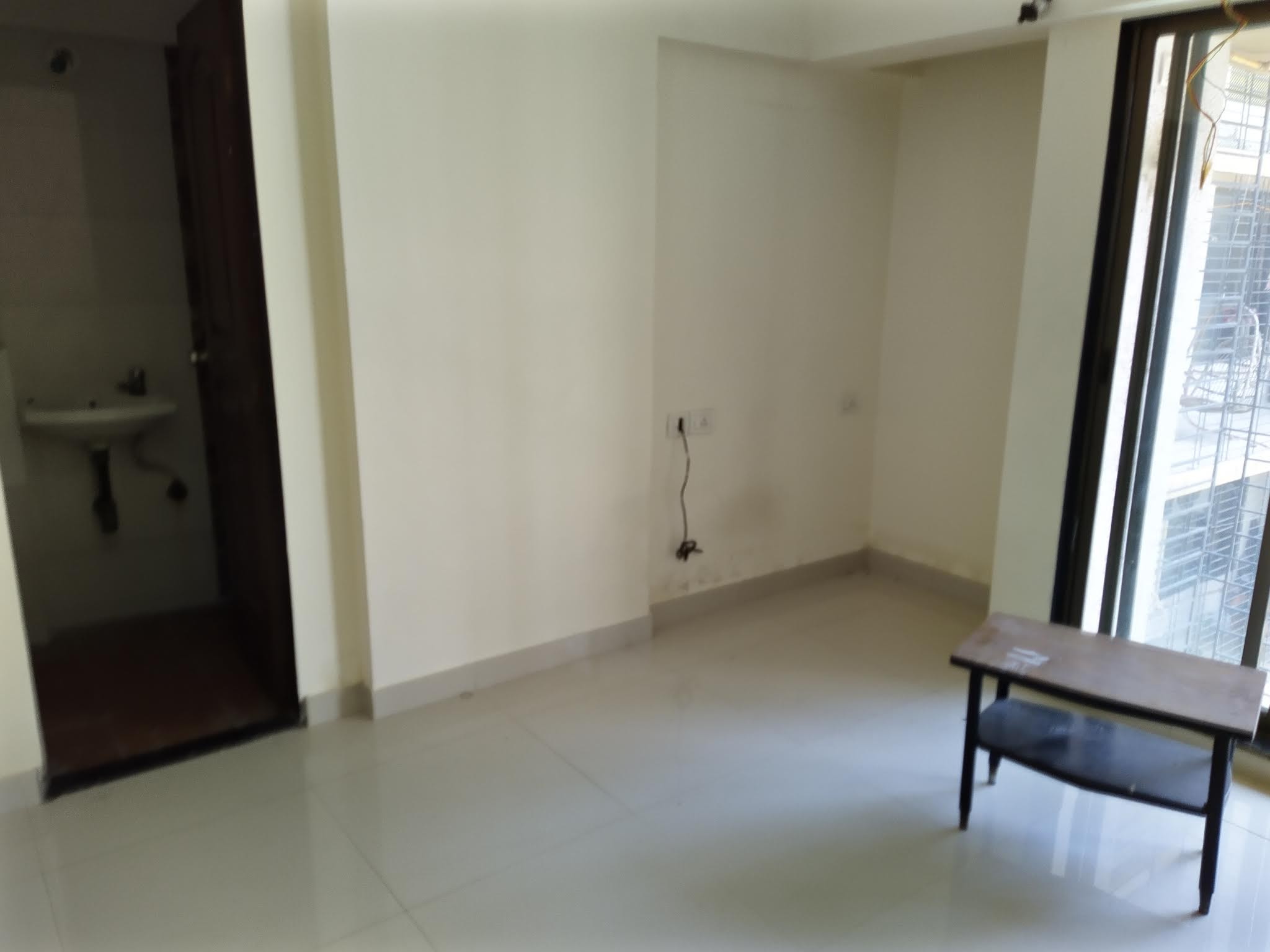 Rental 1 Bedroom 650 Sq.Ft. Apartment in Sethia Green View, Goregaon West Mumbai 5590852