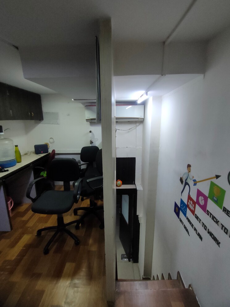 Team Area, haware-centurion-mall Commercial Office Space 212 Sq.Ft. In Nerul Sector 19a Navi Mumbai 5562748