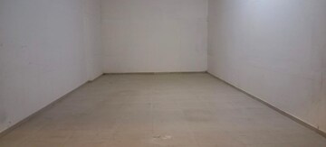 Room in  Office Space at Rustomjee Eaze Zone Mall, Malad West – for Rent