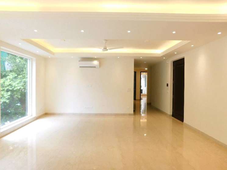 4 Bedroom 272 Sq.Yd. Builder Floor in Pamposh Enclave Delhi