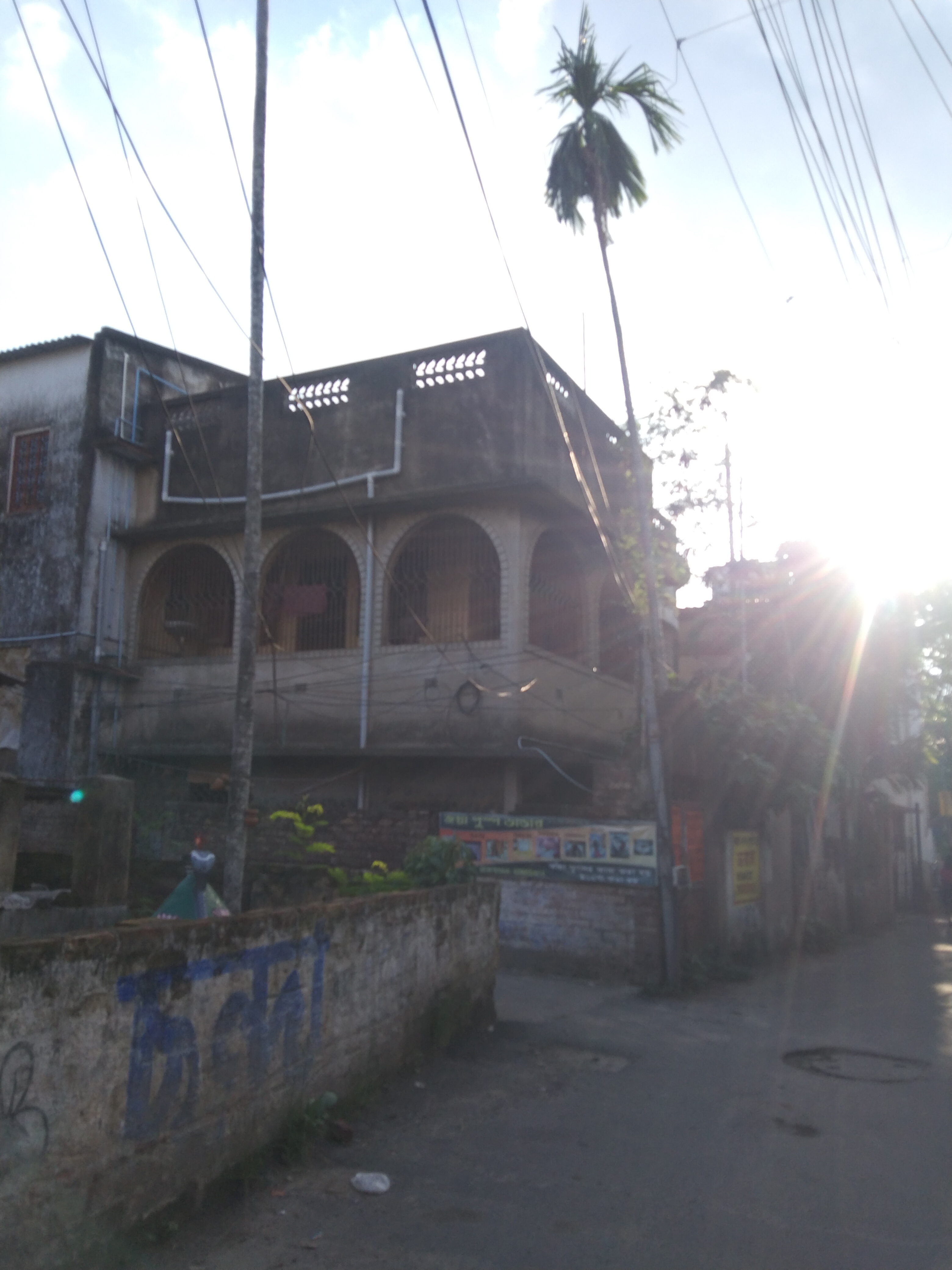 22+ Independent House near Ankur High School, Taltala Kolkata for Sale