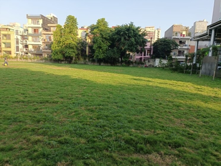 Garden, madhuban bapudham  300 Sq.Mt. Plot In Madhuban Bapudham Ghaziabad 5585083