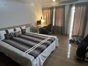 Bedroom in 2 BHK Apartment at Camp – for Sale
