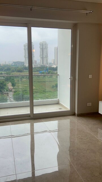 Room in 2 BHK Apartment at Emaar Digi Homes, Sector 62 – for Rent