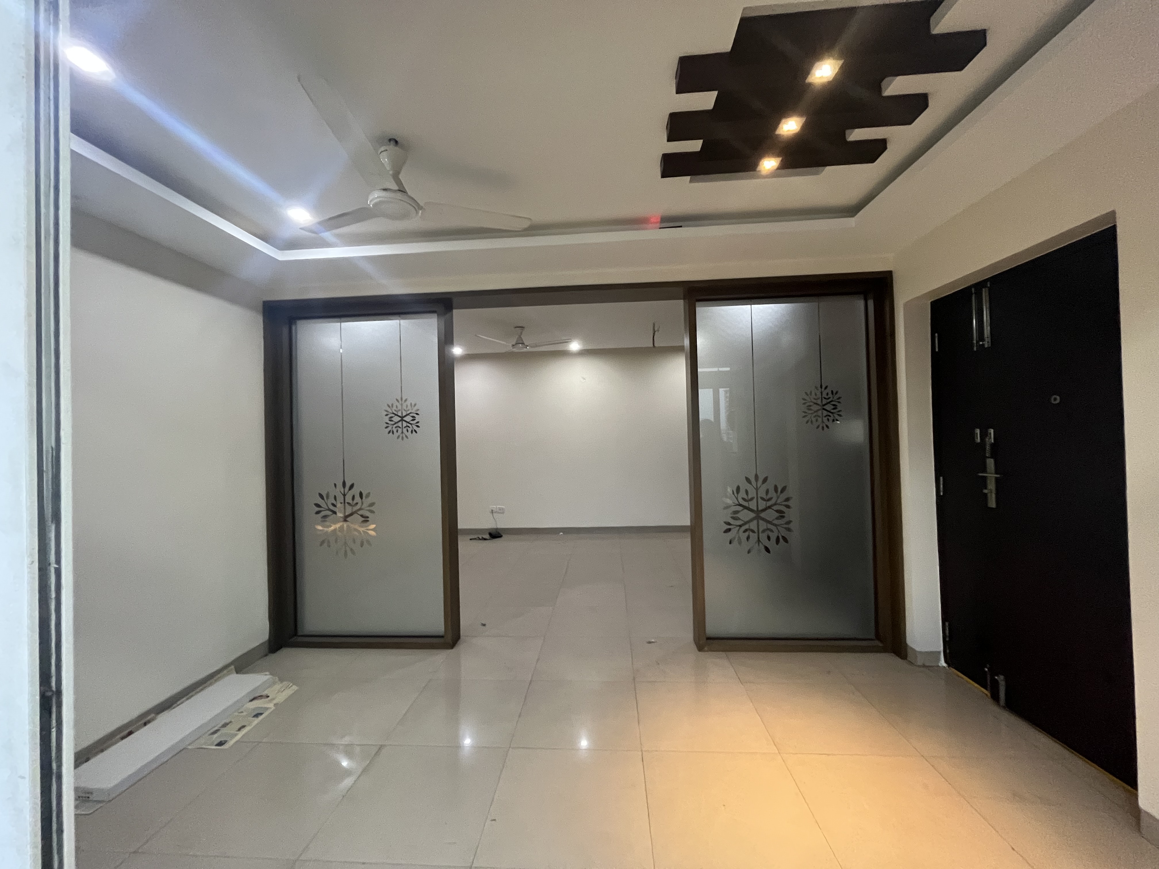 Rental 3 Bedroom 1875 Sq.Ft. Apartment in Indu Fortune Fields Annexe