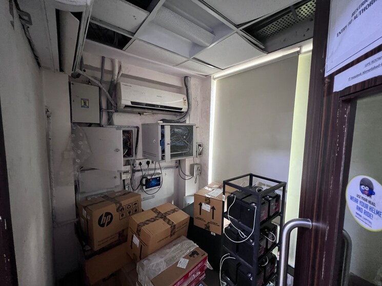 Team Area, navrangpura Commercial Office Space 21000 Sq.Ft. In Navrangpura Ahmedabad 5631316