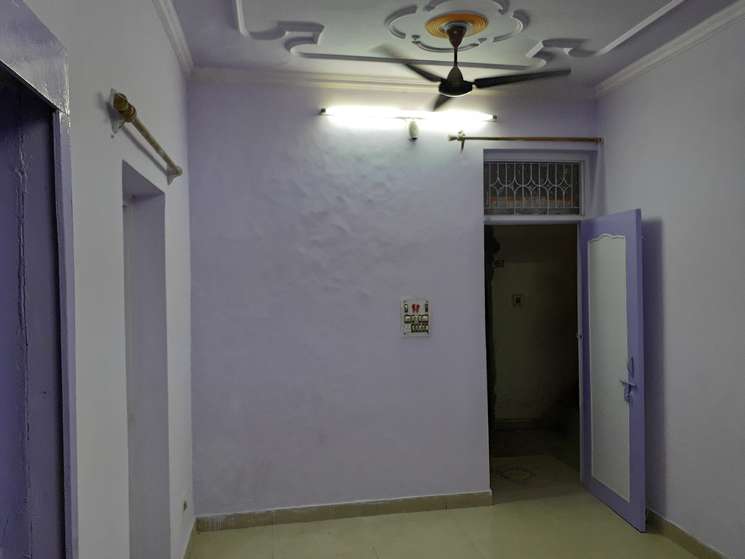 1 Bedroom 600 Sq.Ft. Builder Floor in Shalimar Garden Extension 2 Ghaziabad