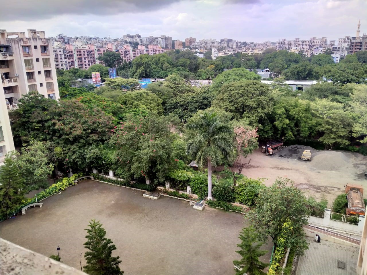 2 BHK Apartment For Sale in Kumar Suraksha