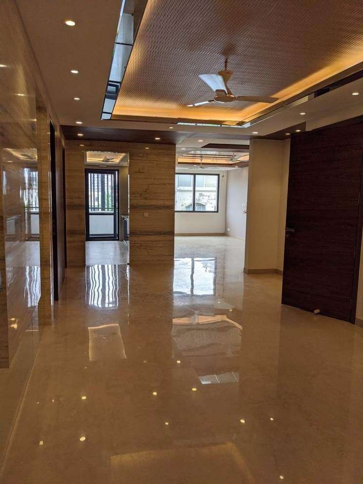 4 Bedroom 300 Sq.Yd. Builder Floor in Dlf Phase ii Gurgaon