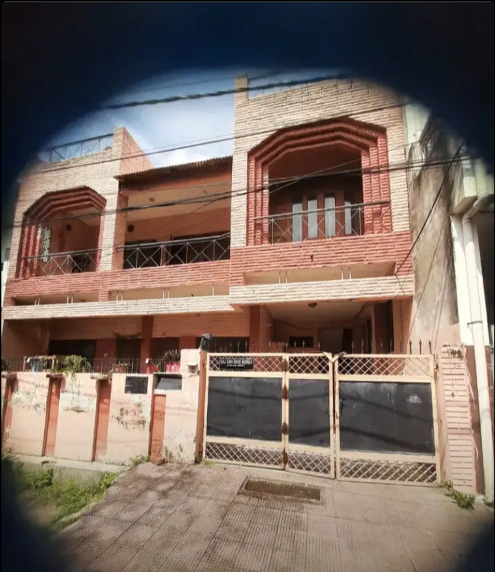 Rental 2 Bedroom 2000 Sq.Ft. Villa in Aliganj Lucknow 5642256