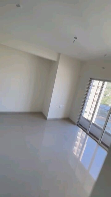Master Bedroom in 3 BHK Apartment at JP North Euphoria, Mira Road – for Sale