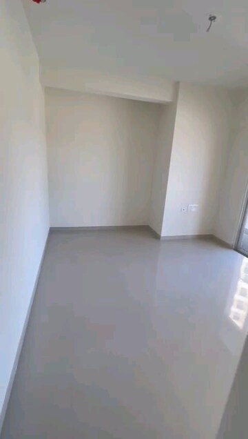 Master Bedroom in 3 BHK Apartment at JP North Euphoria, Mira Road – for Sale