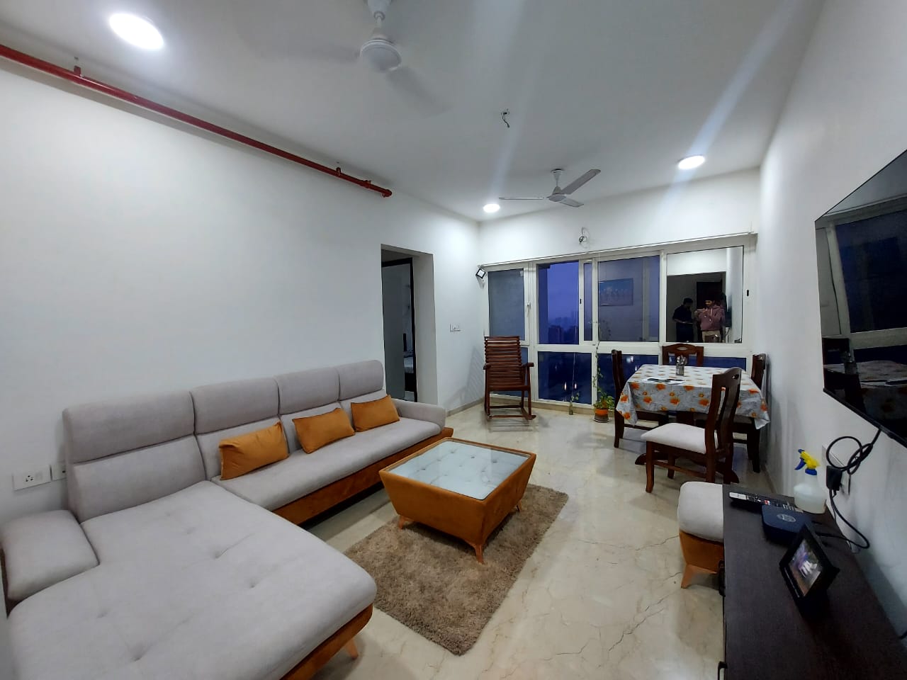 Rental Commercial Office Space 1450 Sq.Ft. in Paladium, Goregaon