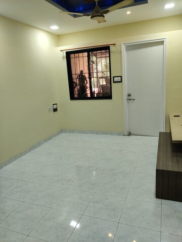 Room in 3 BHK Apartment at Pashan Sus Road – for Rent