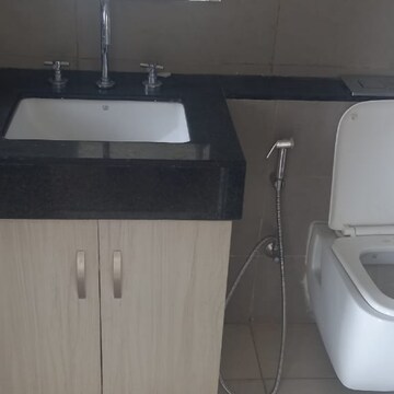 Bathroom in 3 BHK Apartment at Ireo Victory Valley, Sector 67 – for Rent