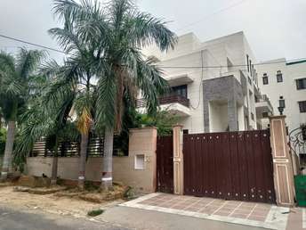 6+ BHK Independent House For Resale in Sector 52 Noida 5655213