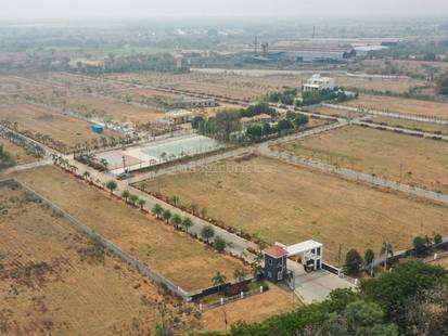 Commercial Land 150 Sq.Yd. in Nandigama Hyderabad