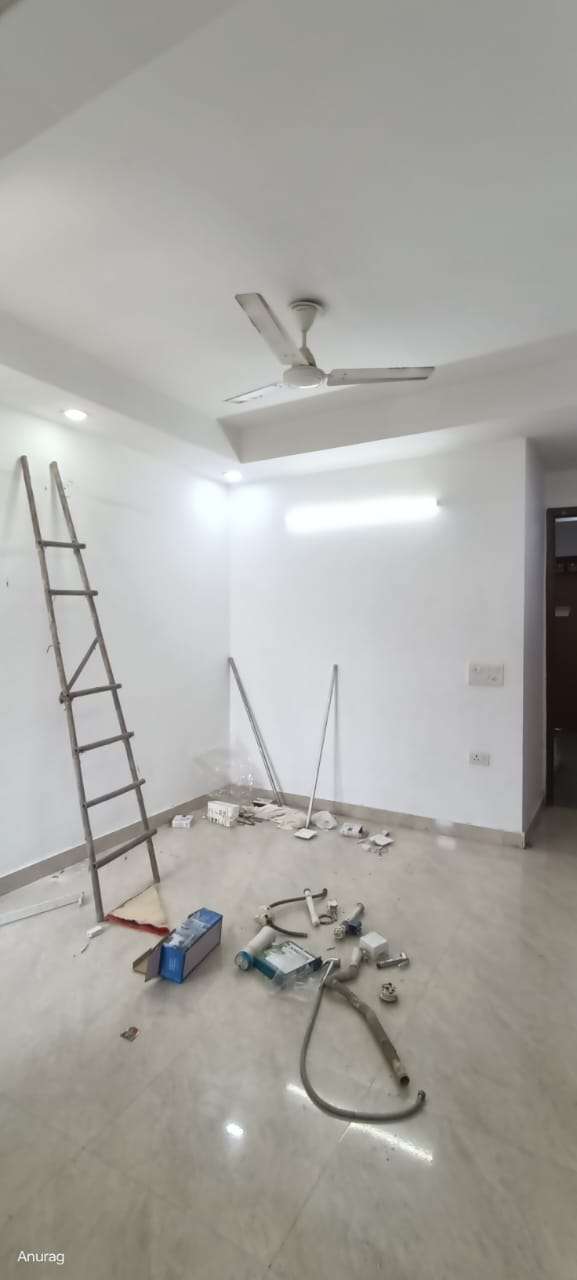 Builder Floor For Raju Park